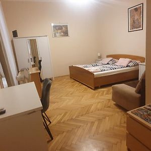 Uitgebreid Appartement met een Slaapkamer